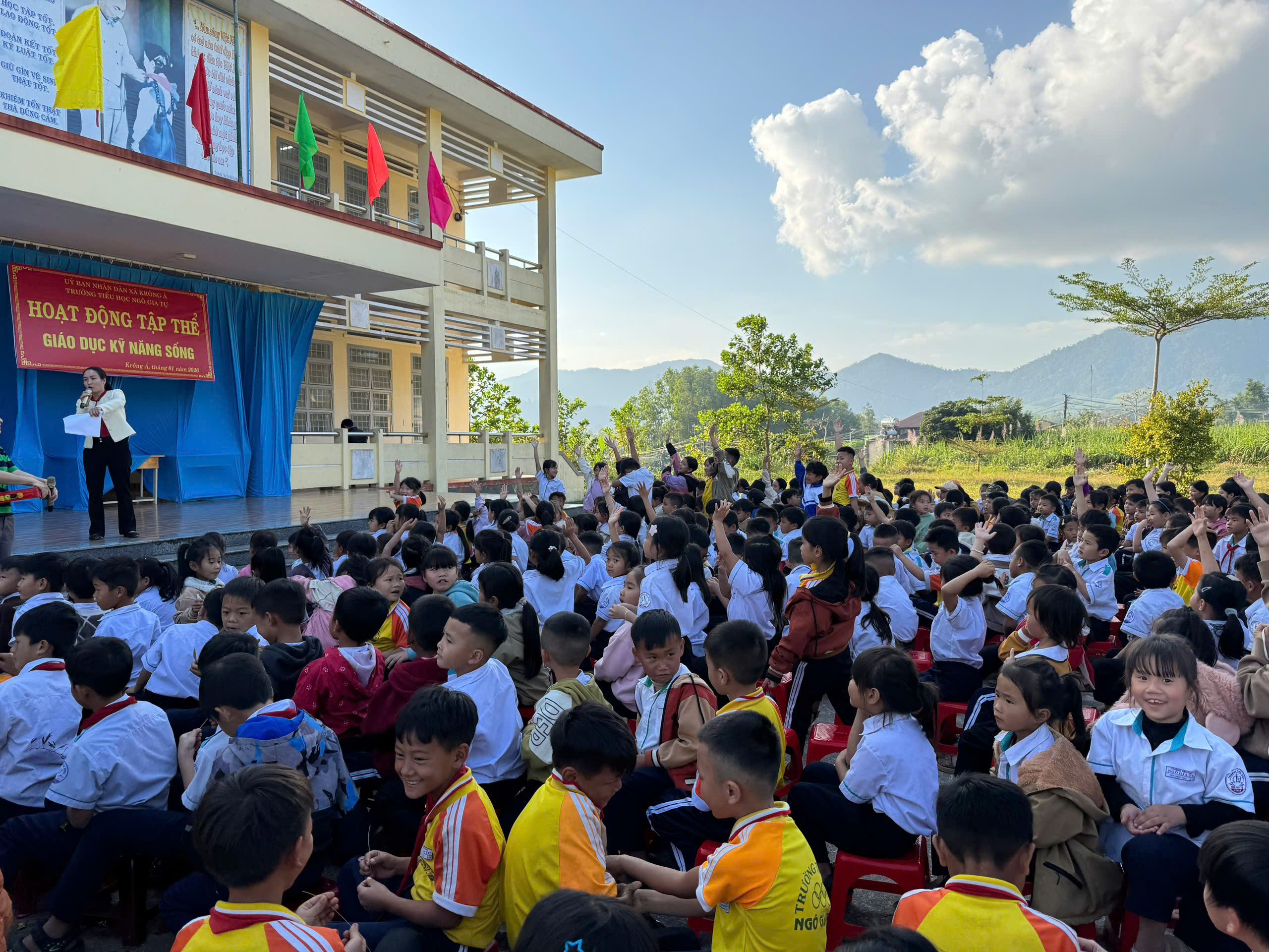 TRẢI NGHIỆM KỸ NĂNG SỐNG: NƠI NHỮNG “MẦM NON” TỰ TIN TỎA SÁNG